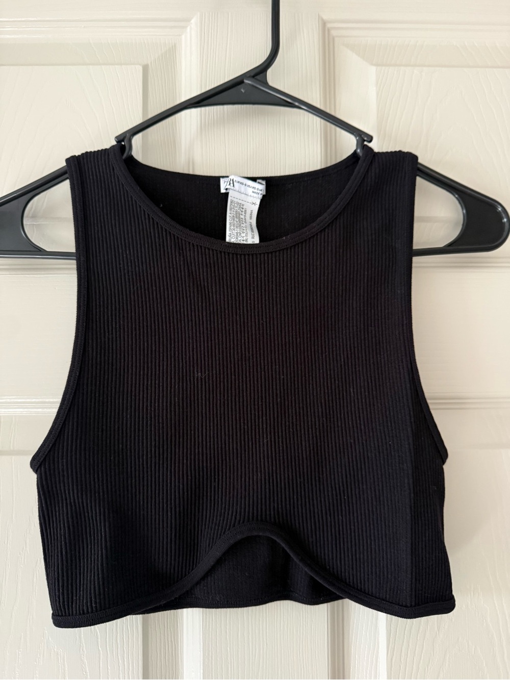 Zara Black Ribbed Cropped Tank Top